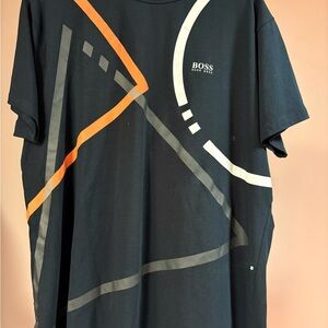 Hugo Boss Men's Black Tee with Orange and Gray Design XL